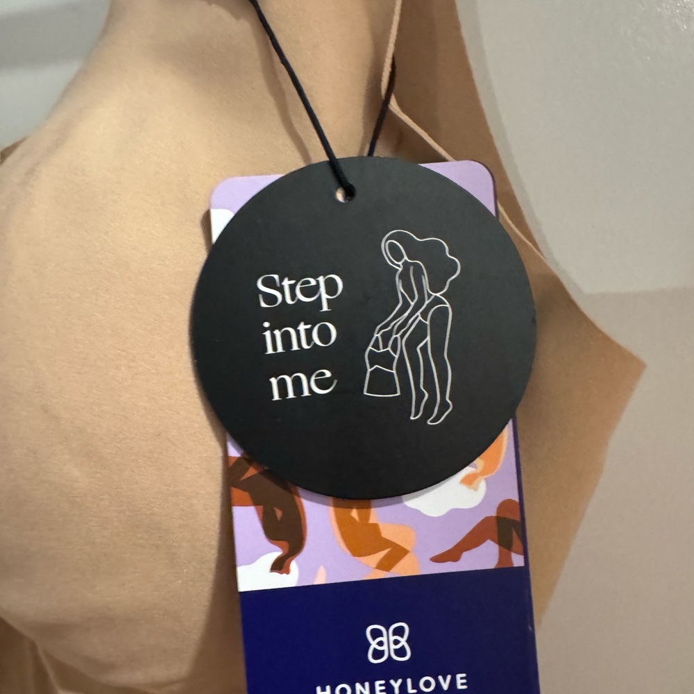 Seamless Nude Shapewear Bodysuit - Sculpting Support - Picture 3 of 8